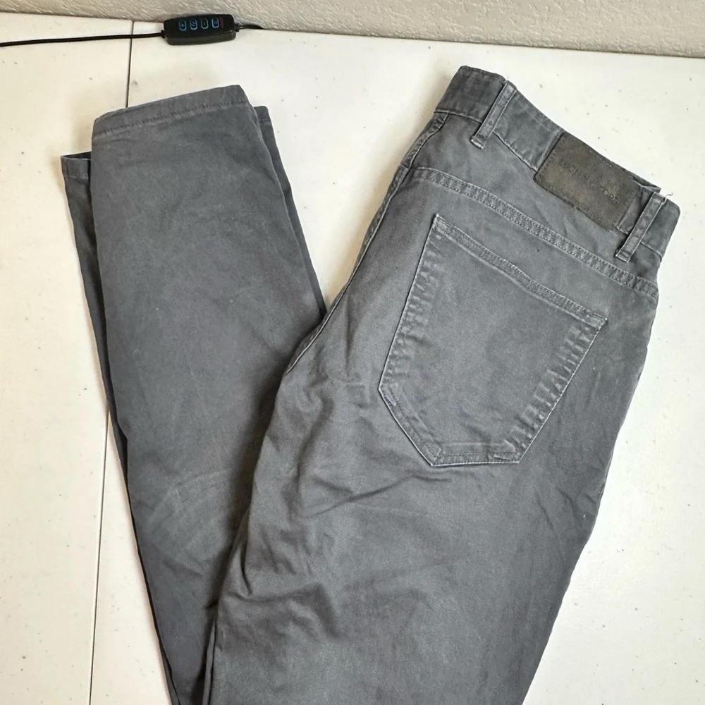EUC Michael Kors Men’s Black Wash Parker Slim Fit Casual Pants - Size 32